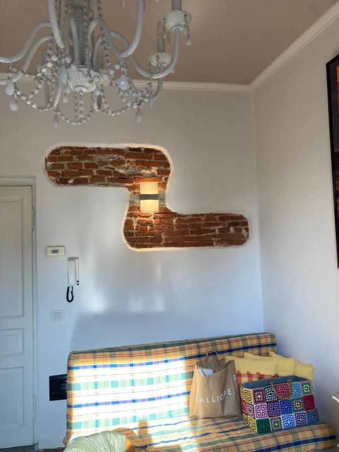 Casa Vacanza Sole Lago… Інтра Екстер'єр фото