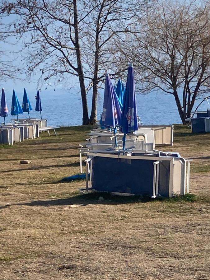 Casa Vacanza Sole Lago… Інтра Екстер'єр фото